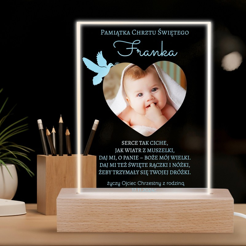 Podświetlana ramka LED z drewna i szkła akrylowego – wyjątkowa pamiątka Chrztu Świętego