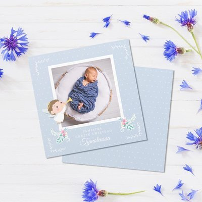 Błękitna kartka z aniołkiem