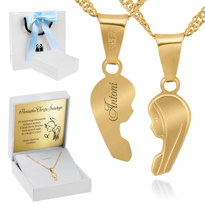 Białe z niebieską kokardką