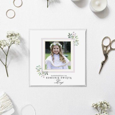 Biało-różowe z roślinnością